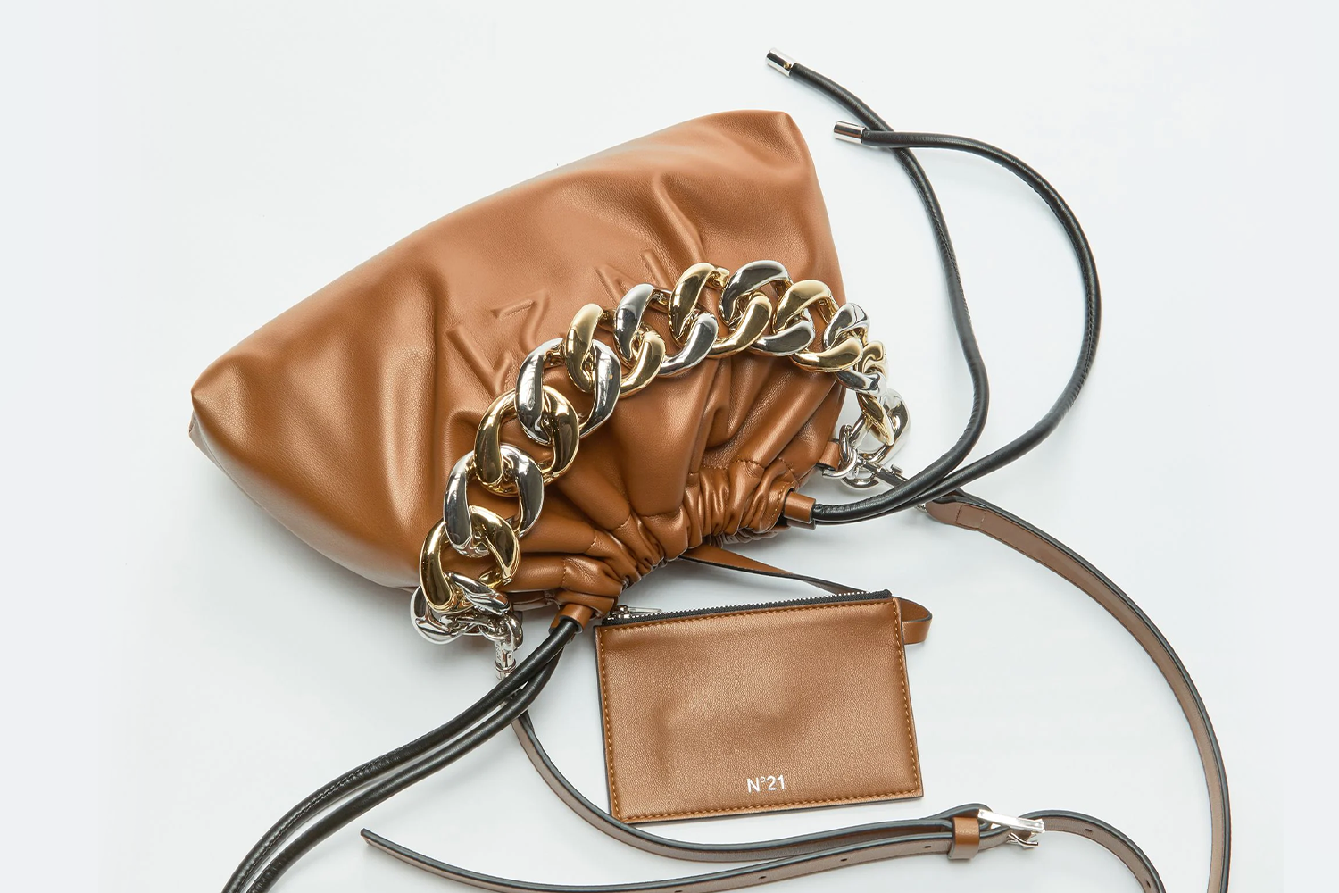 N°21 (Numero 21) hero banner